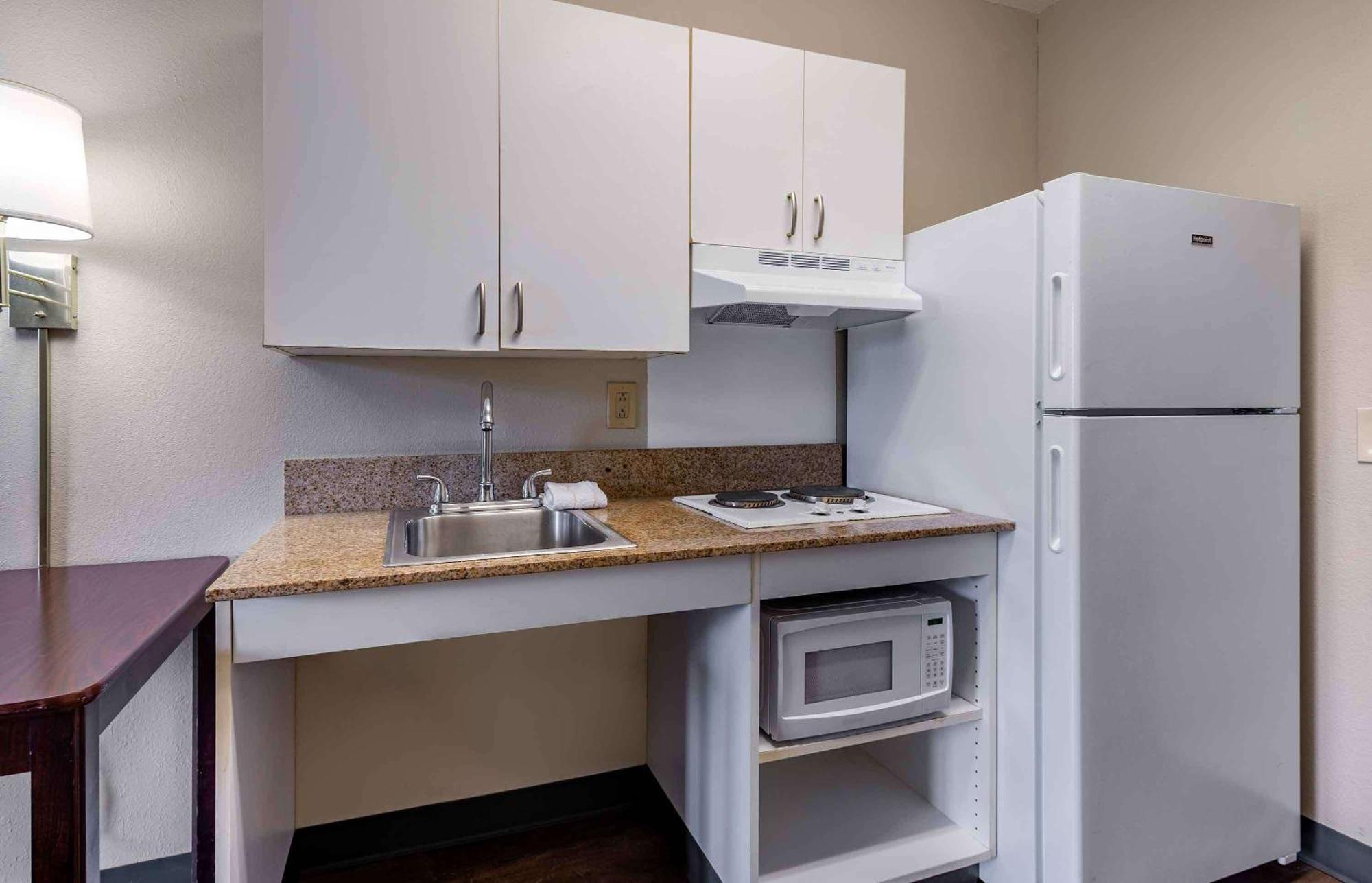 Extended Stay America Select Suites - Atlanta - Clairmont Chamblee Exterior foto